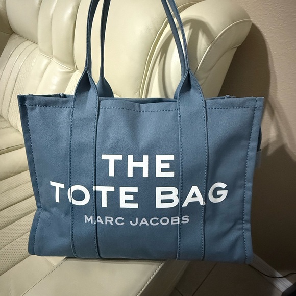 Marc Jacobs Blue Tote Bag - Picture 2 of 9